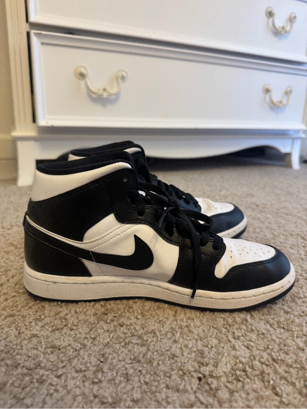 Nike Black and White Kids Mid-Top Sneakers